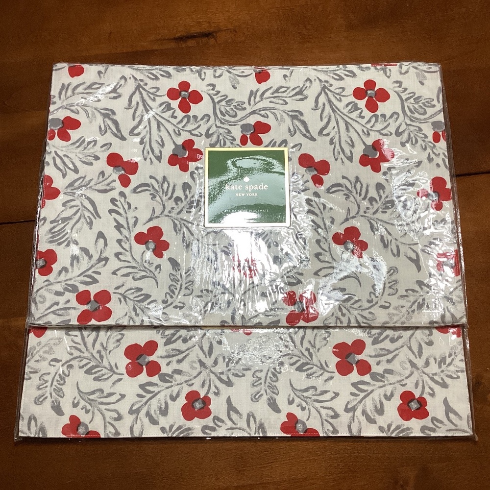 Kate Spade ♠️ holiday placemats